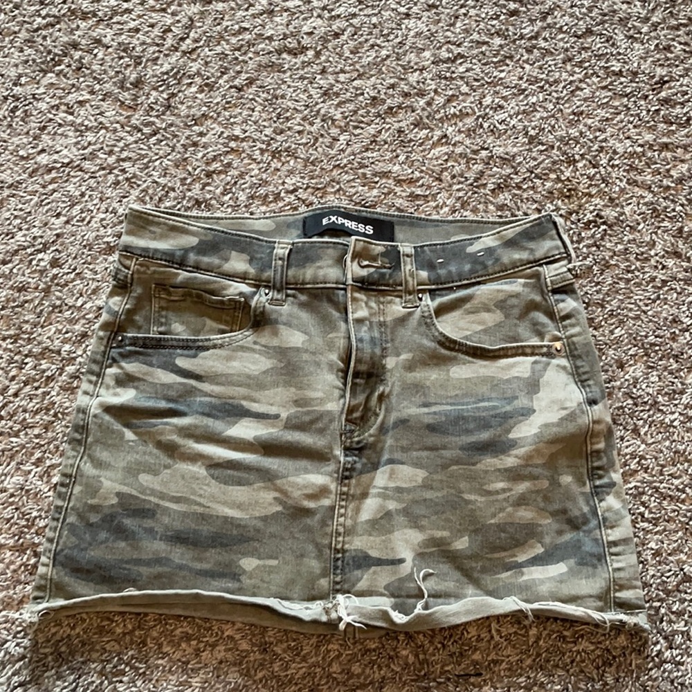 Stretchy tight camo mini skirt from Express